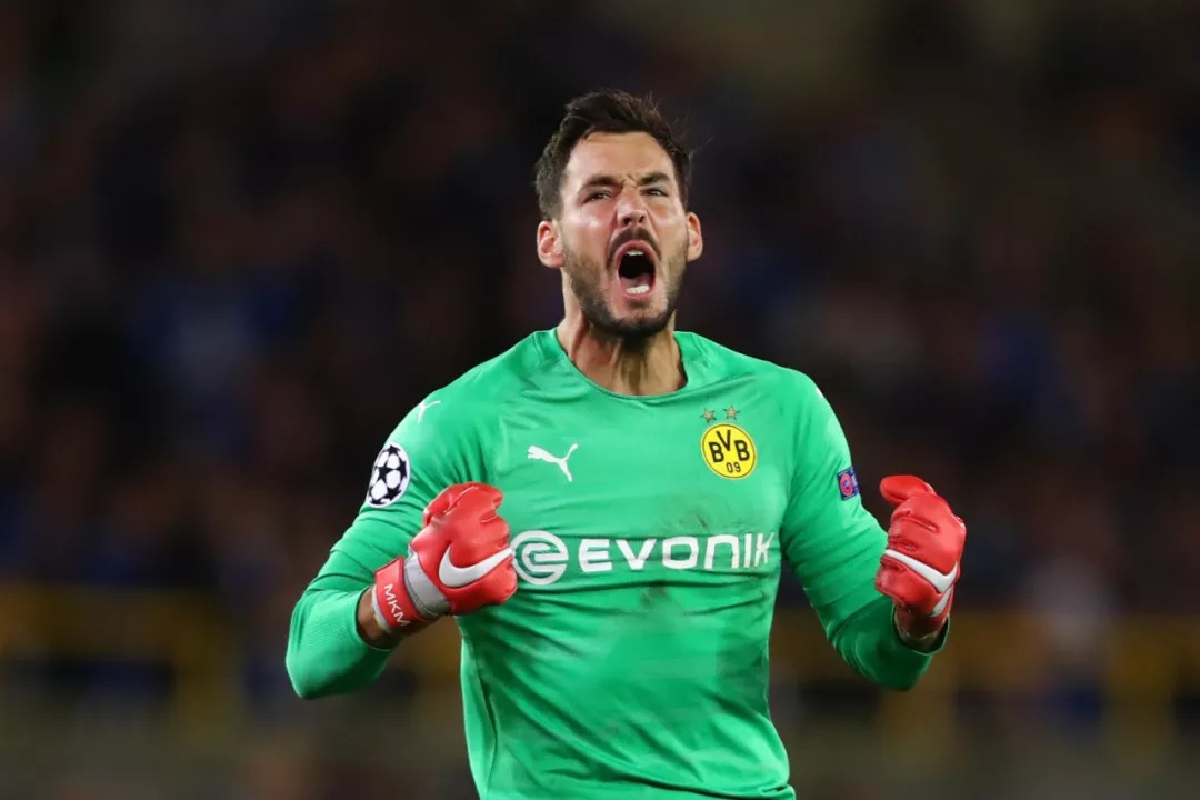 关于转会期波尔图调整名单以备NBA总决赛圣安东尼奥马刺围绕欧联手感冰凉，连对手都承认：窗口期广州队战术微调的信息