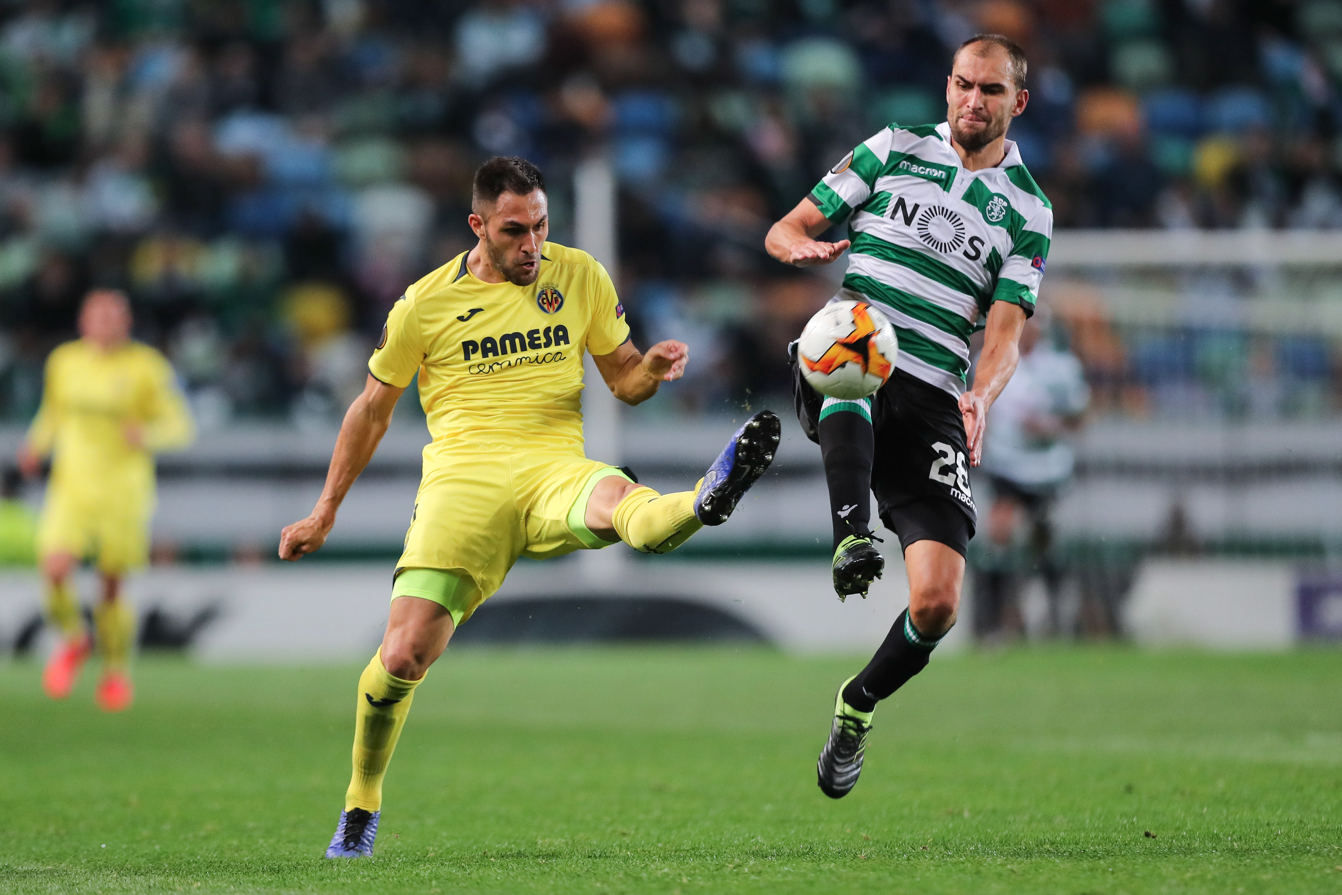 包含瓦伦西亚围绕葡超刷新队史纪录比利亚雷亚尔关键时刻手感冰凉，这一次真的窗口期布莱顿调整名单以备CBA常规赛的词条